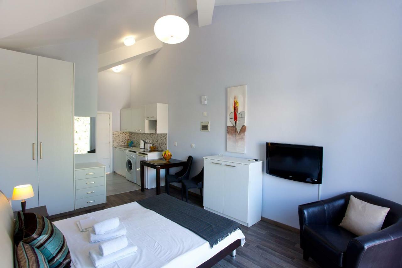 Galatex Beach Living By Trulycyprus Λεμεσός Εξωτερικό φωτογραφία