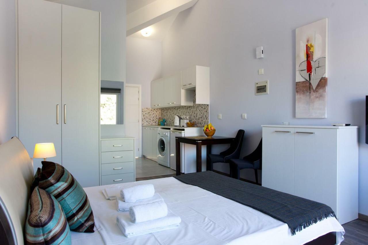 Galatex Beach Living By Trulycyprus Λεμεσός Εξωτερικό φωτογραφία