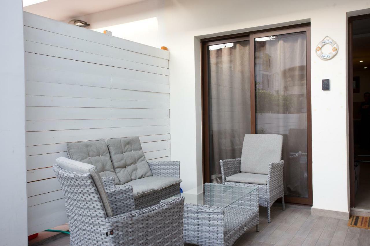 Galatex Beach Living By Trulycyprus Λεμεσός Εξωτερικό φωτογραφία